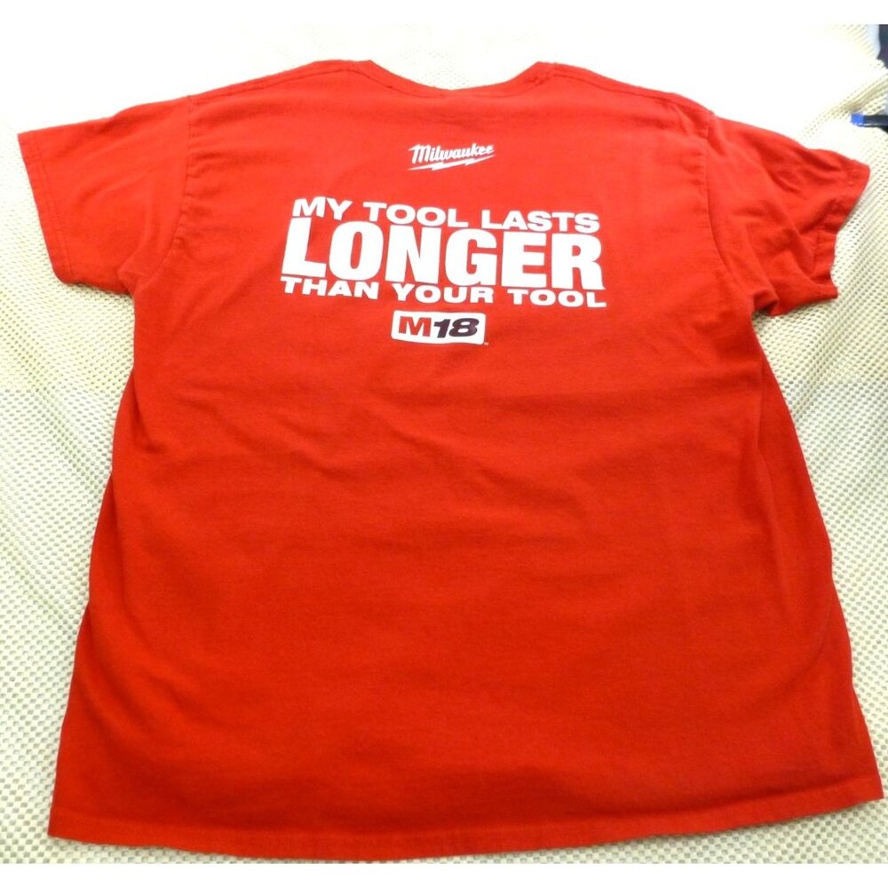 Milwaukee Red Graphic T-Shirt XL Gildan Heavy Cotton "My Tool Lasts Longer" - Picture 2 of 10